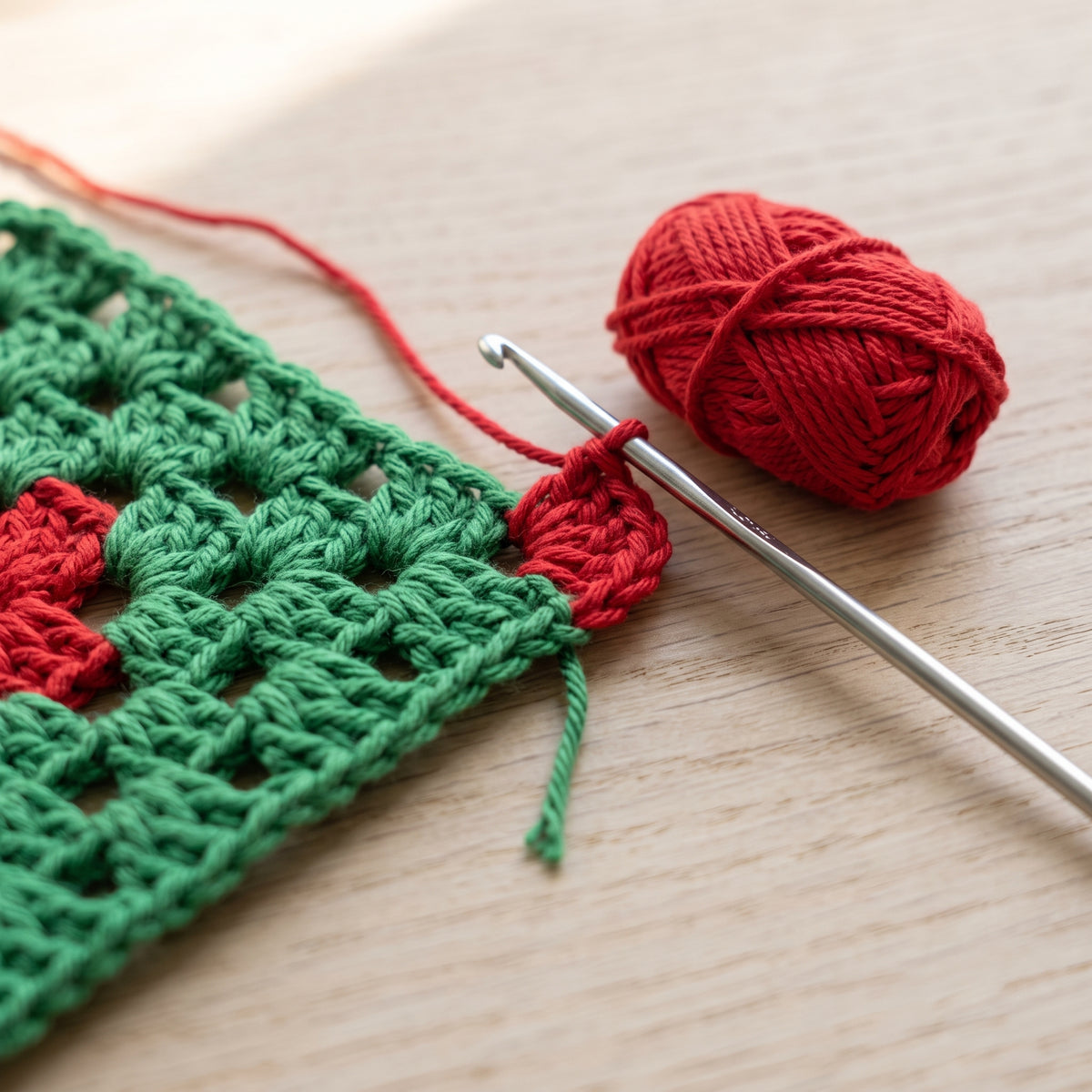 Christmas Tree Granny Square Crochet Pattern PDF | Festive Motif for Blankets & Afghans, US Terms