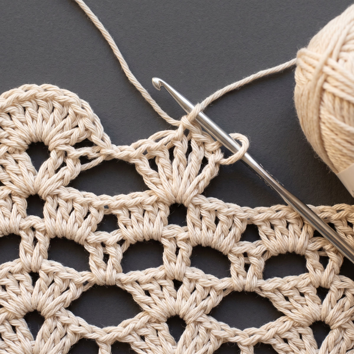 Crochet Visor Kerchief Pattern PDF, Sun Visor Head Scarf, Bandana