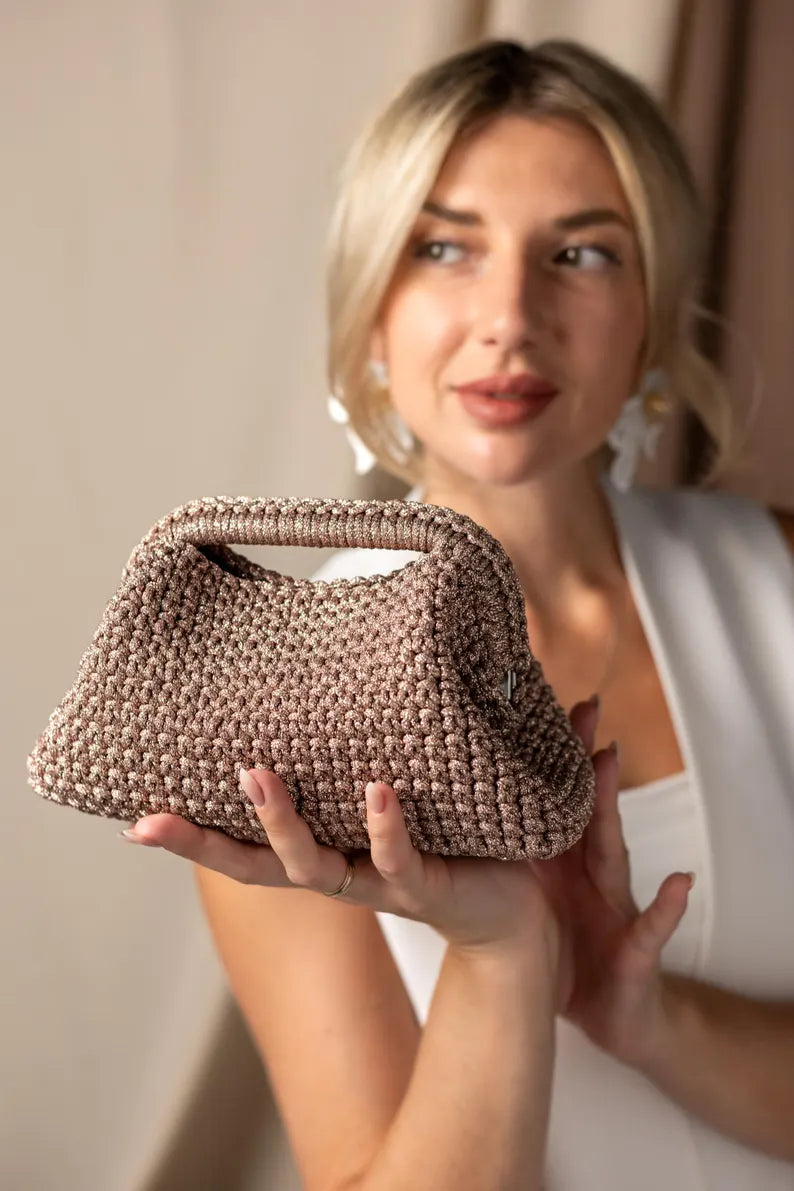 Shiny Crochet Clutch Pattern with Frame, Christmas Evening Bag PDF & Video Tutorial, DIY Sparkle Yarn Pouch, Crochet Clutch for New Year