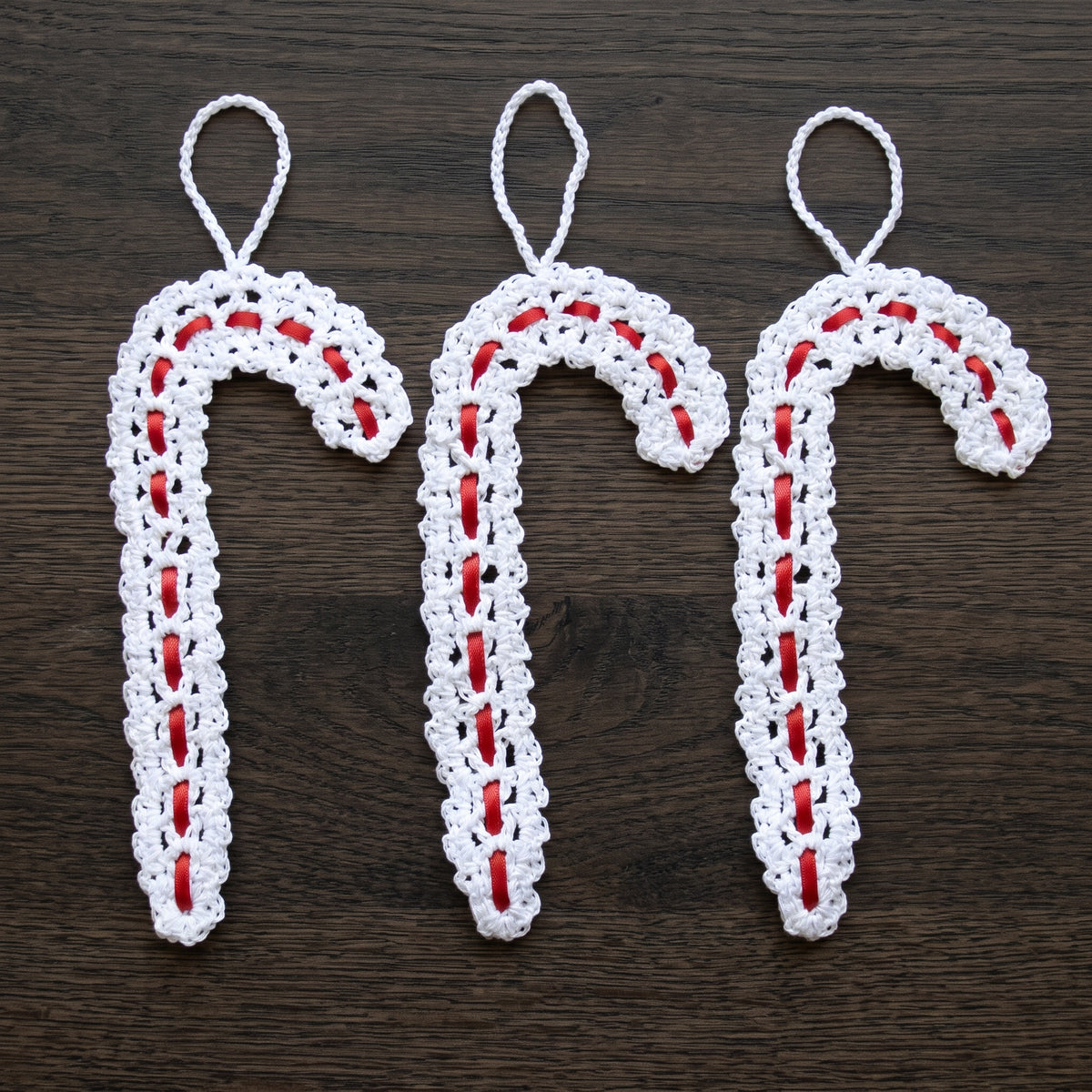 Crochet Candy Cane Ornament Pattern PDF, Thread Crochet Christmas Tree Decoration with Ribbon, Easy Holiday Gift Topper