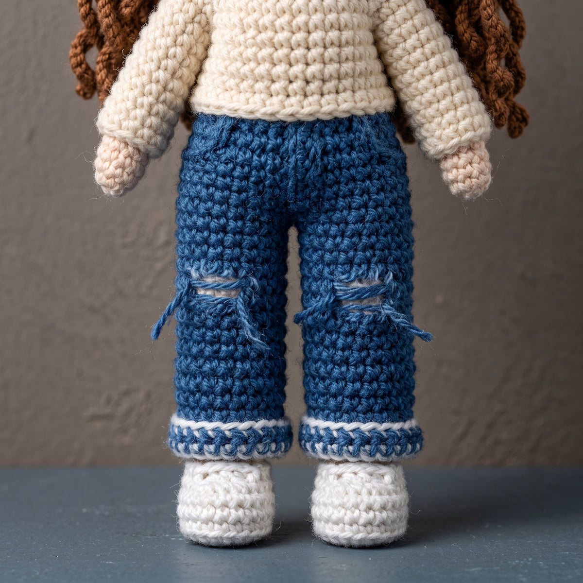 Crochet Doll Pattern PDF, 5 in 1 Doll Collection, One Base Doll with 5 Outfits, Dresses, Cardigan, Sweater and Jeans