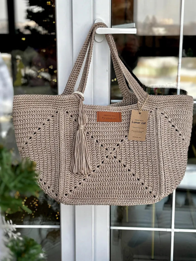 Crochet Granny Square Tote Bag Pattern, Beginner Friendly (PDF)