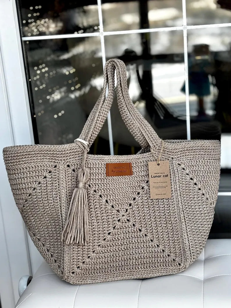 Crochet Granny Square Tote Bag Pattern, Beginner Friendly (PDF)