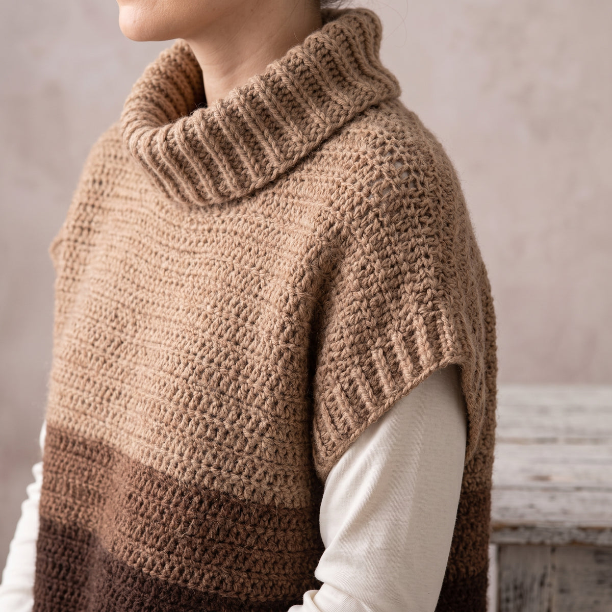 Crochet Tunic Pattern PDF, Oversized Turtleneck Tunic with Side Slits, Ombré Brown, Sizes S to 5XL, Beginner