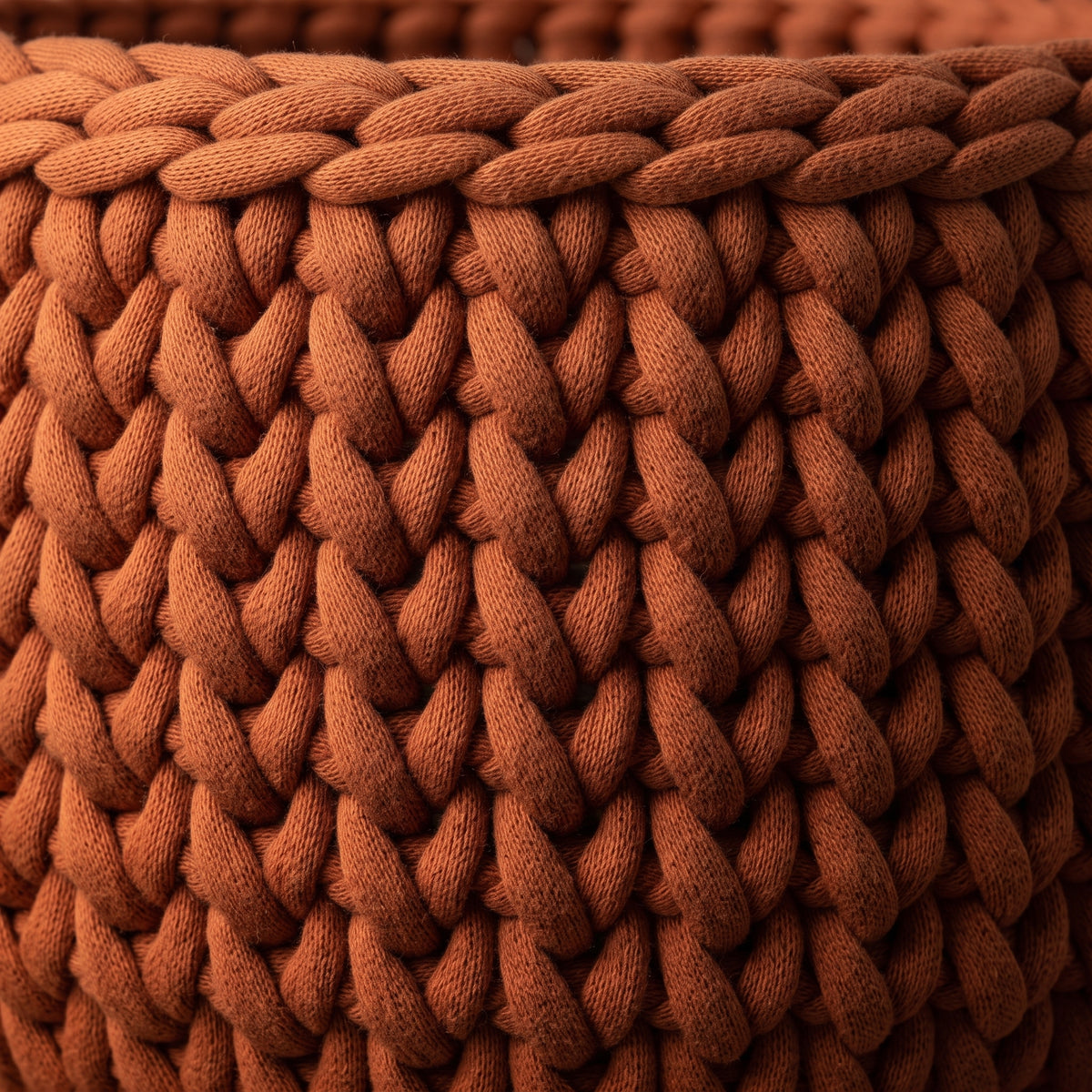 Chunky Crochet Basket Pattern PDF, Leather Handles, Wooden Base