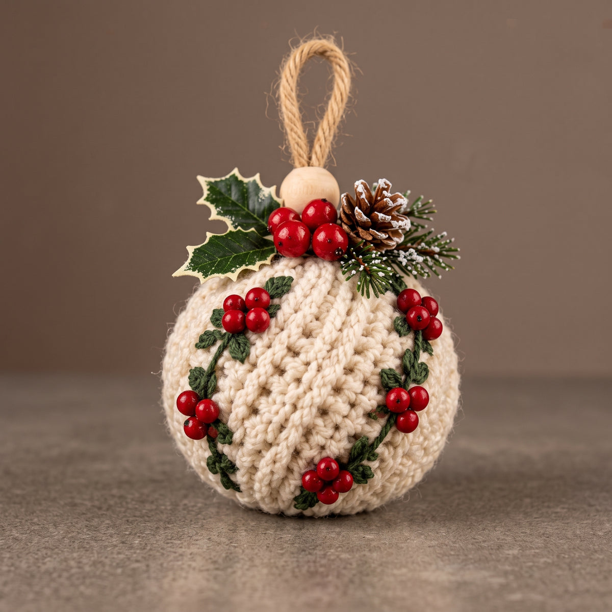 Christmas Bauble Crochet Pattern PDF, 5 in 1 Twisted Rib Ornaments, Crochet Christmas Tree Decorations