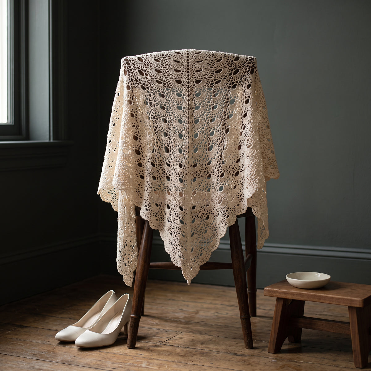 Lace Shawl Crochet Pattern PDF, Triangle Wedding and Beach Wrap