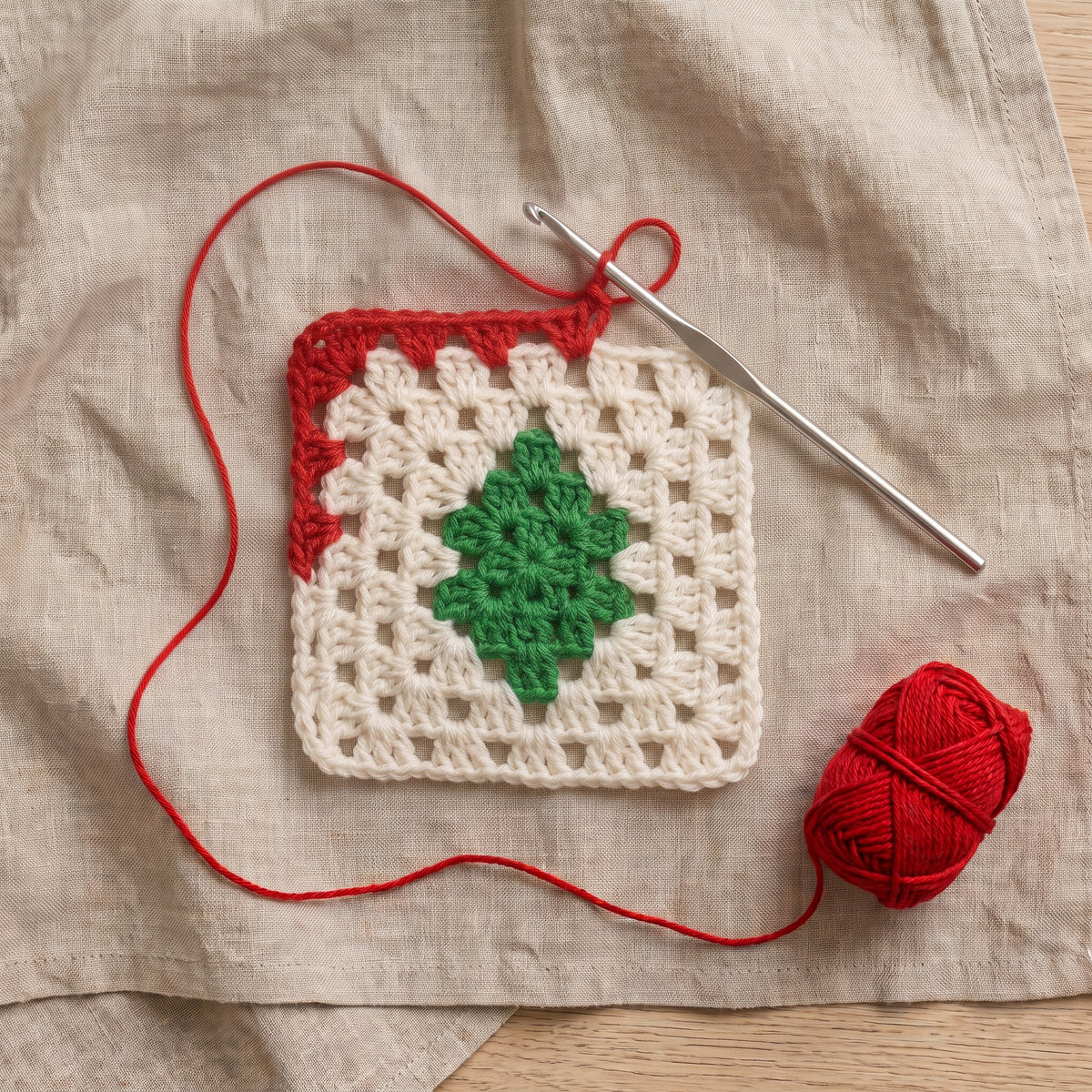 Christmas Tree Granny Square Crochet Pattern PDF | Festive Motif for Blankets & Afghans, US Terms